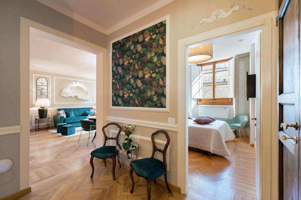 - Piazza San Lorenzo Appartement *